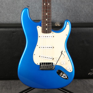 Fender USA Stratocaster - AM Standard Body & AM Pro Neck - Case - 2nd Hand